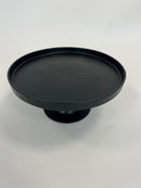 Serveerplateau op voet in de kleur zwart. Diameter van 30 cm.