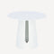 Witte ronde design bijzettafel van gepoedercoat aluminium met een opening in de ronde voet